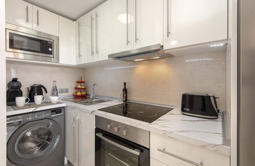 Benalmadena Costa Apartment | Edificio Europark with beautiful sea views