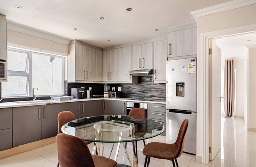 Claremont House | Elegant 4-Bedroom House Rental in Cape Town