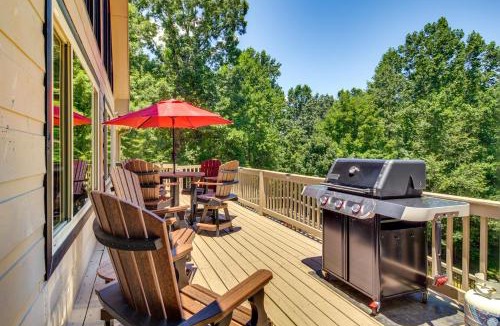 East Ellijay House | Ellijay Cabin w/Hot Tub & Mountain Views