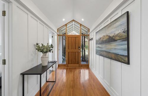 Wanaka House | Emerald Oasis by Sotheby's Luxury Rental Homes