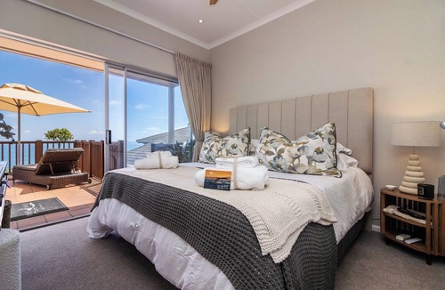 Brenton-on-Sea Apartment | Escape to Waves & Whales, Knysna - Where Brenton-on-Sea Works Its Magic!