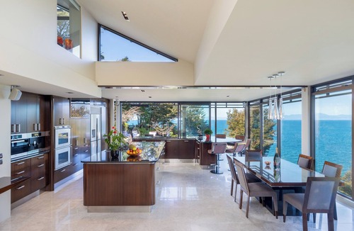 Ngaio Bay Cabin | Exclusive Jacuzzi Suite - Ocean Views