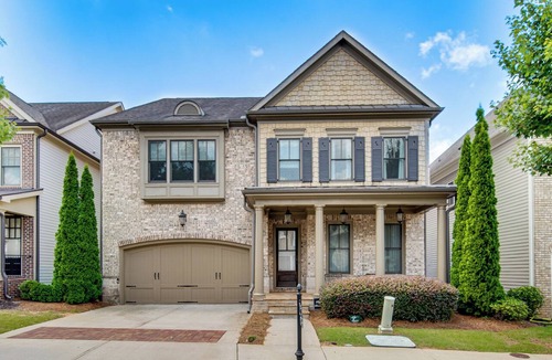 Johns Creek House | Executive 5BR Stay in Duluth w/Pool Access