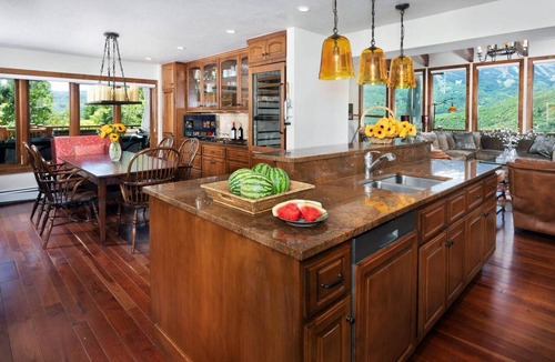 Snowmass Village House | Expansive Snowmass Views! Multi-Level Home w/Wood FP, Private Hot Tub & Garage Parking