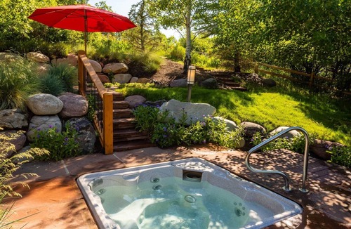 Snowmass Village House | Expansive Snowmass Views! Multi-Level Home w/Wood FP, Private Hot Tub & Garage Parking