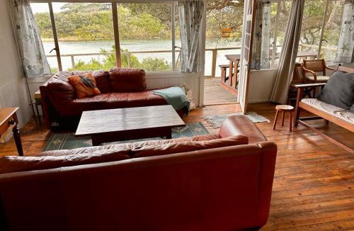 Seafield House | Explore River Cottage Ocean View