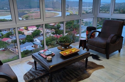 Great Brak River Apartment | Fabulous 2-bedroom apartment with valley view soothing Great Brak River with AC
