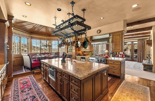Aspen Cabin | Family Lodge Retreat - Your Own Private Getaway!