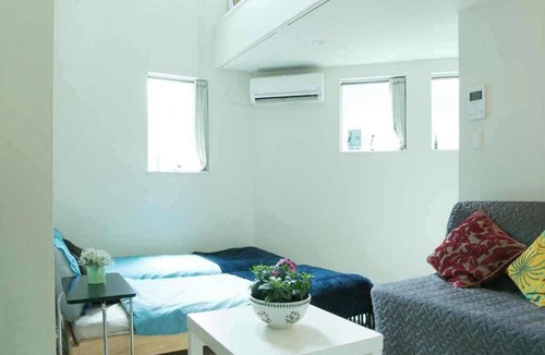 Higashi House | Famous Shibuya Crossing 9 minutes walk! New Room with a stylish loft is now open.