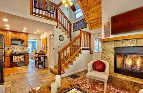 Rabun Gap Cabin | Fenced-in Backyard Near Clayton & Black Rock Mountain!