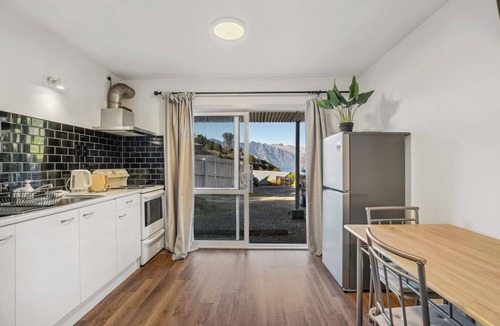 Fernhill House | Fernhill Hideaway - Queenstown Mountain Serenity