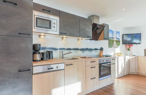 Schonbach Apartment | Flat with balcony and view