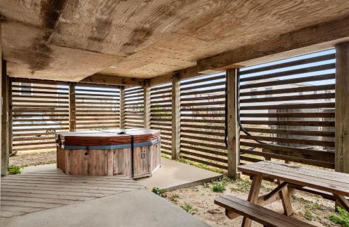 Colington House | Freebird