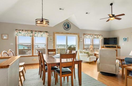 Colington House | Freebird