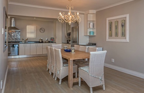 Gansbaai House | Gansbaai Seafront Holiday House: Ons C-Huis