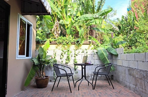 Patong House | Getaway near Patong Beach, shops and restaurants. Homey, private, and memorable.