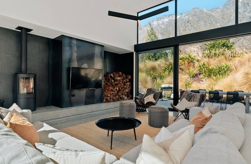 Jacks Point House | GLENFIDDICH RETREAT - JACKS POINT HOLIDAY HOME in Queenstown