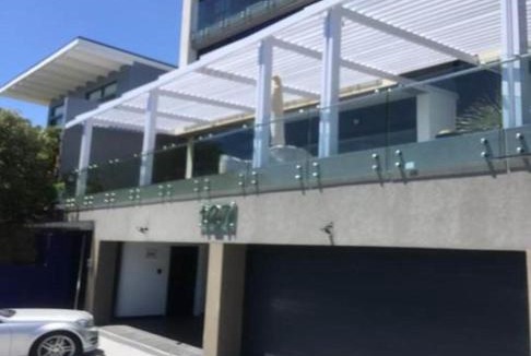 Mountainside Apartment | GORDON's SHORE LUXURY APARTMENTS - Solar Powered