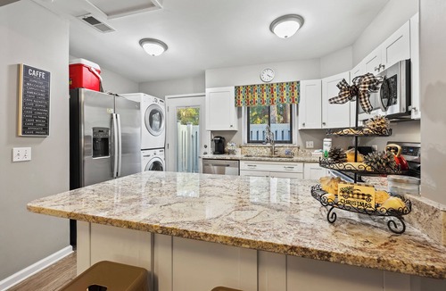 Palmetto Dunes Villa | Great location, 3 minutes to beach, 5-star reviews