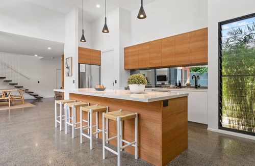 Lennox Head House | Grottamare - Stylish Lennox Head Village Holiday Home