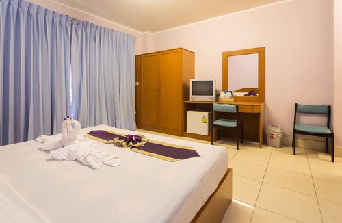 Nanai Road House | Guesthouse & Restaurant Belvedere - Central Triple Room with Ac near the beach