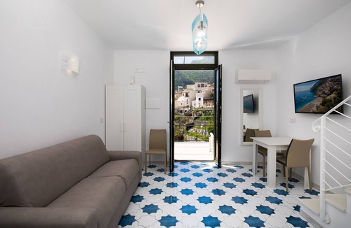 Liparlati Apartment | H20 Marine Apt Sea View