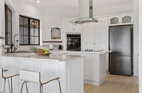 Pearces Creek House | Halt Hill - Large Homestead in the Byron Hinterland with Sweeping views