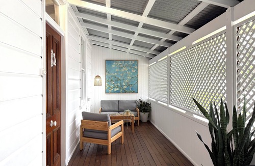 Highgate Hill House | Heritage 5BR home- minutes to Southbank,West End, perfect for a group.3parking