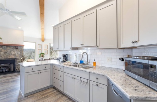 Seven Devils Cabin | High-Elevation Luxury Retreat