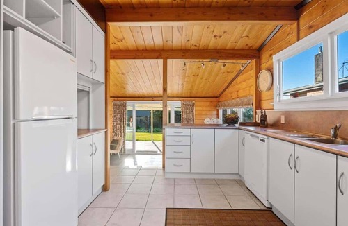 Lynmore House | Highfield Ride - Spa Pool, Ride the Redwoods