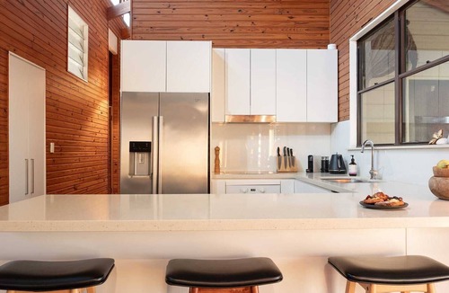 Coolum Beach House | Hilltop Hideaway at Coolum Beach