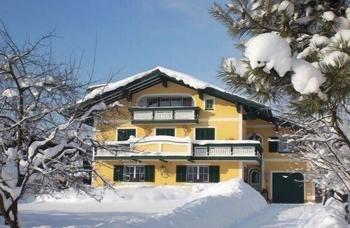 Sankt Lorenz Apartment | Holiday apartment Mondsee for 2 - 4 persons with 1 bedroom - Holiday apartment in one or multi-famil