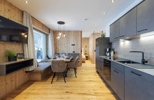 Grossarl Apartment | Holiday Apartment 'Mountain Suite No. 302' with Mountain View, Balcony and Wi-Fi