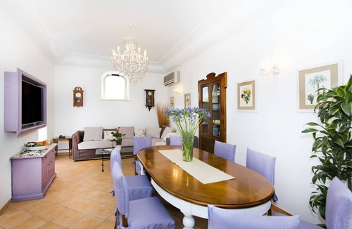 Nocelle Villa | Homerez - Big villa for 10 ppl. with swimming-pool at Positano