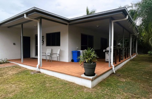 Horseshoe Bay House | Horseshoe Bay Escape - Modern 4 Bedroom Family Holiday Home