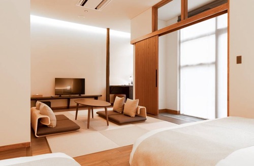 Karuizawa Hotel | Hotel ∙ HOTEL KARUIZAWA CROSS