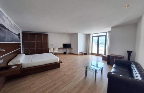 Naron Hotel | Hotel Spa Odeón