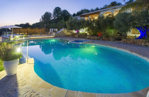 West End Villa | House with private pool and many areas of enjoyment for the family. San Rafael