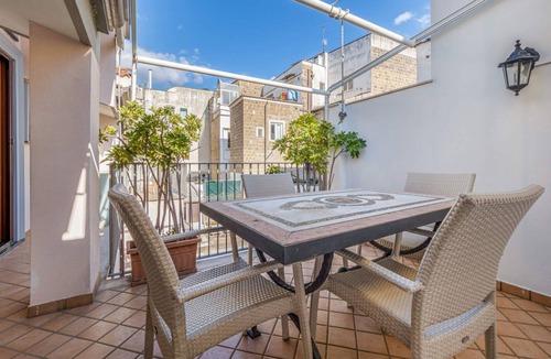 Vico Equense Apartment | 🌸 Il Tulipano – Elegance and Tradition in the Heart of Vico Equense