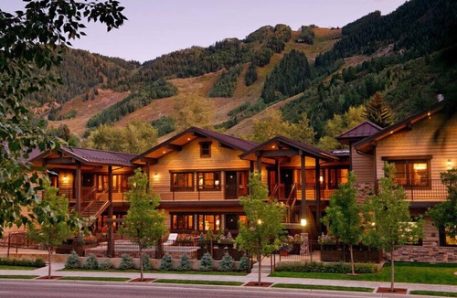 West End Condo | Innsbruck Aspen | Deluxe Two-Bedroom Suite 03 w/Hot tub, Centrally located