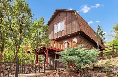 Glenwood Springs House | Inviting Red Mountain Retreat, Near Hot Springs & Downtown, Great for Families
