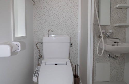 Kamakura House | Japanese Room with ShowerNorthMin 1 female guest - Japanese Room 1/Kamakura Kanagawa