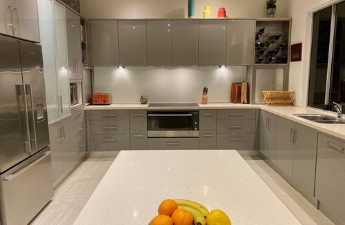Terranora House | ☀️ Kingscliff Ocean Views, Luxury 5 bedroom Family home