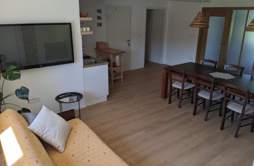 Hrib pri Hinjah Apartment | Klančarjeva domačija - Spacious countryside apartment on an eco farm