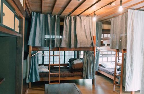 Kirizumi Onsen House | Koya Backpackers