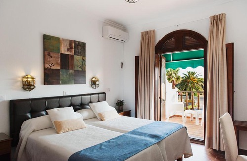 Tarifa Hotel | La Codorniz