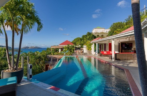 Morne Criquet Villa | La Maison Rouge (2/3 Rooms)