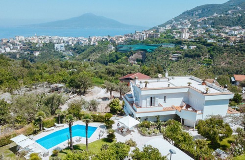 Vico Equense Villa | La Quiete, Exclusive Villa with private pool and Jacuzzi