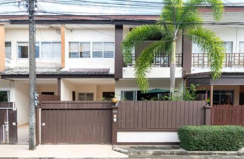 Choeng Thale Villa | Laguna Townhouse with Jacuzzi bathtub, Bang Tao beach