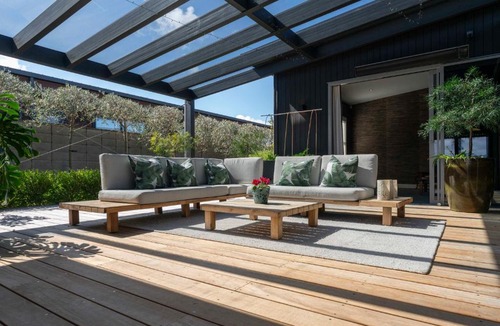 Rainbow Point House | Lake View Lodge